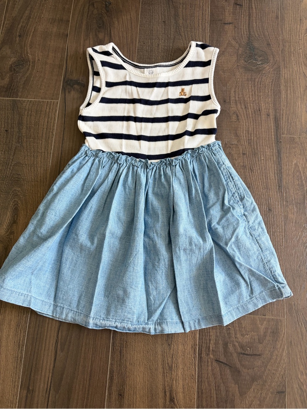 GAP Sleeveless Navy-Striped Top with Light Blue Denim Skirt
